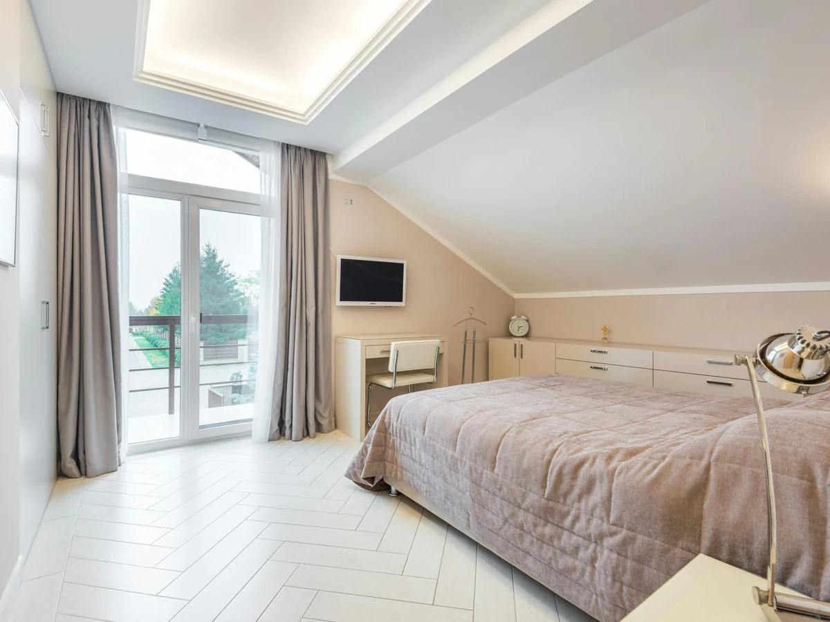 bedroom-painting-pale-pink-loft-hampstead-decorators Children's bedroom painting Hampstead, pale pink loft bedroom by Hampstead Decorators