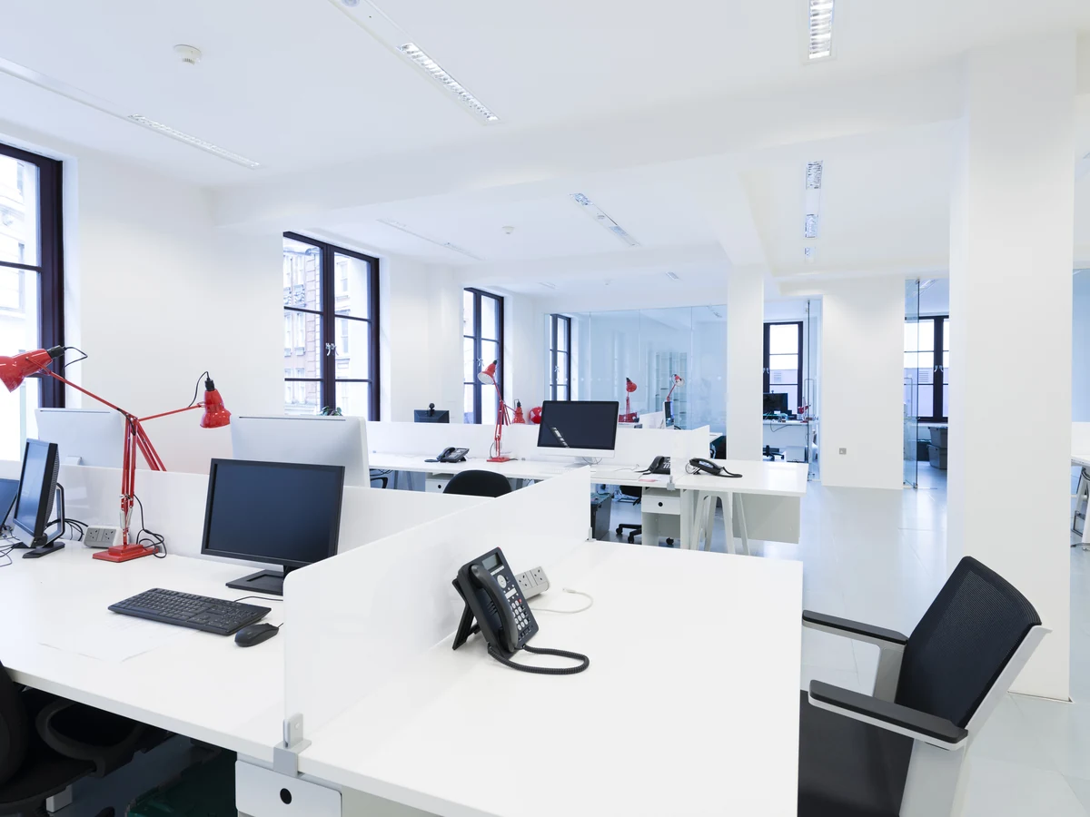 commercial-painting-bright-open-plan-hampstead-decorators Bright open-plan commercial space painted by Hampstead Decorators in NW London