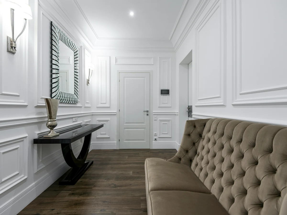 Elegant white hallway painting in Hampstead by Hampstead Decorators, showing clean period finish