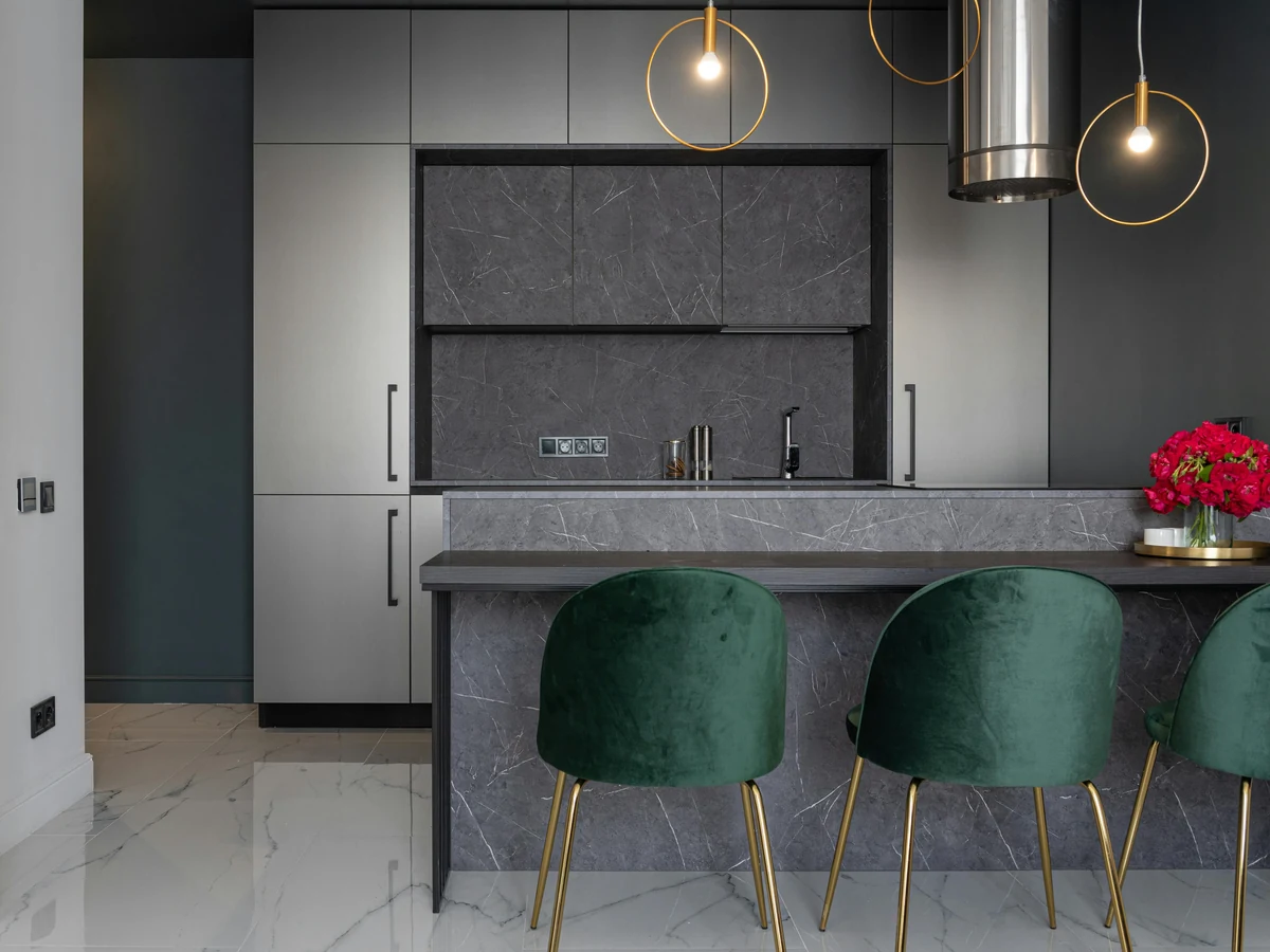 kitchen-painting-dark-grey-kitchen-hampstead-decorators Kitchen cabinet painting costs in Hampstead - dark grey kitchen by Hampstead Decorators